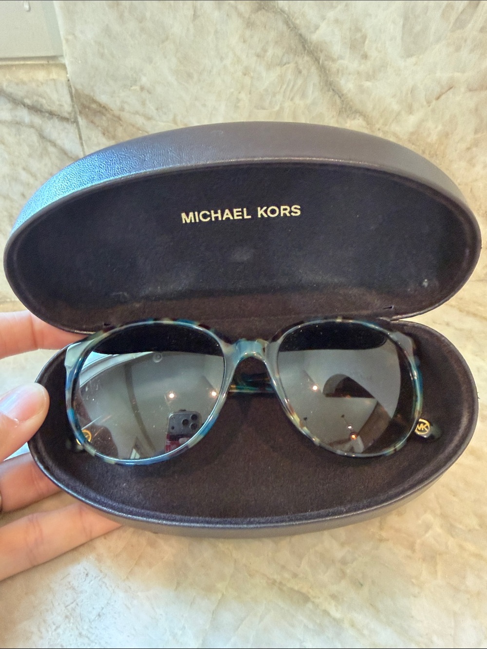 Michael Kors Greenwich M2 733S Sunglasses with Case